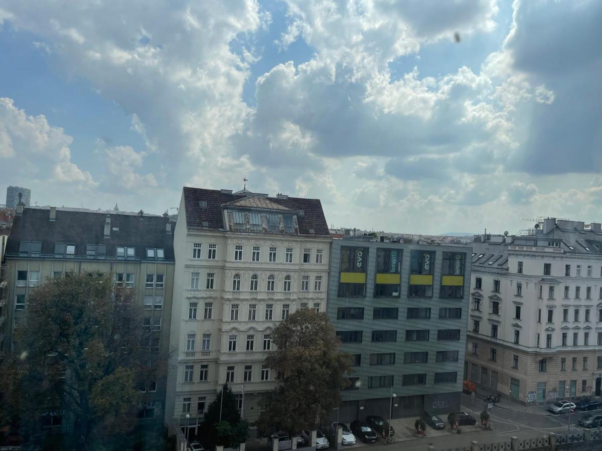 Rooftop With Terrace. Wien